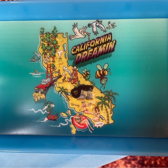 BLUE Cali Dreamin’ Rolling Tray - Picture 6 of 6